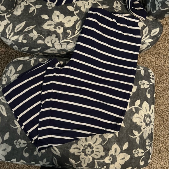 Kate spade cropped pant PJ set - striped with Boston terrier - Picture 3 of 5